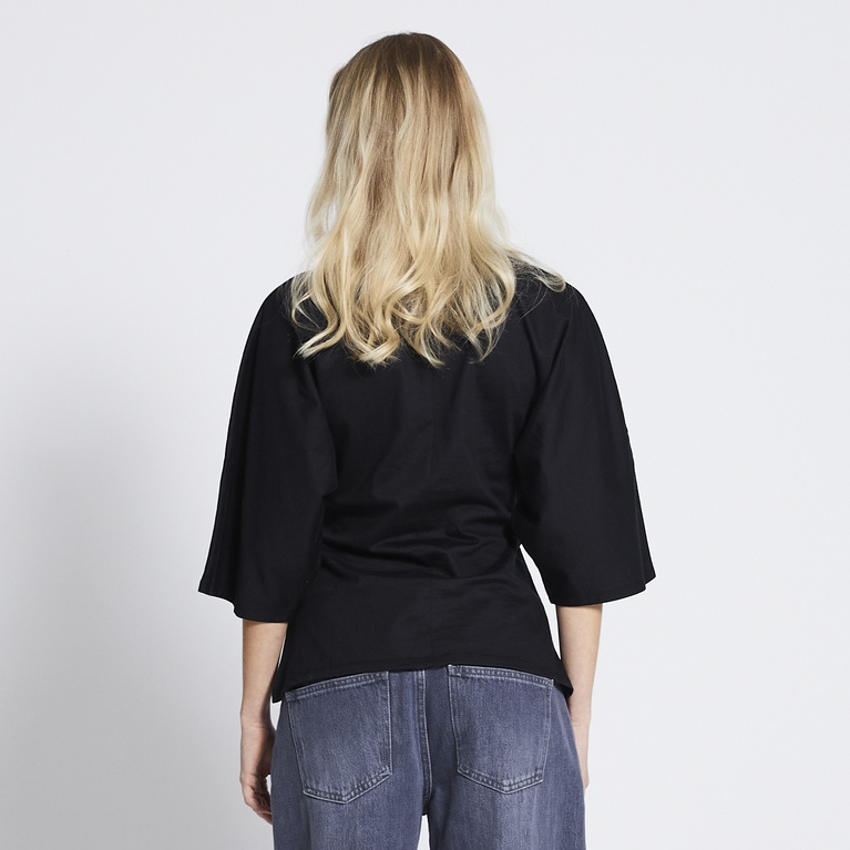 Sculpture top "Fabia" Black